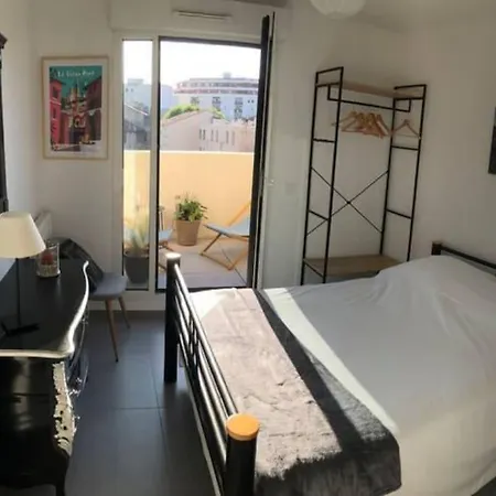 Soho So Chic With Terraces Apartment